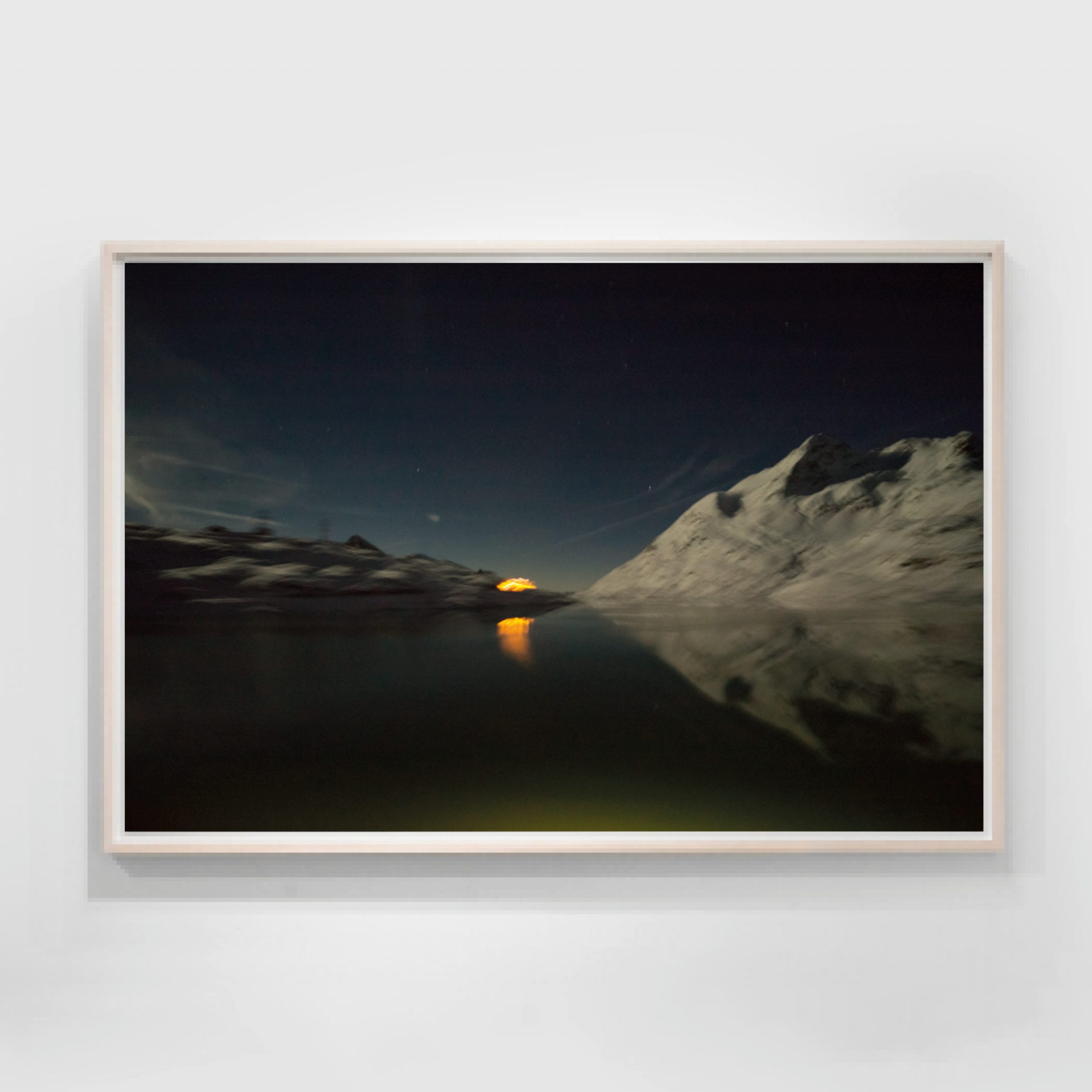 © Rolf Sachs '16.11.2013 - 19:41:01 Camera in Motion' courtesy ammann//gallery