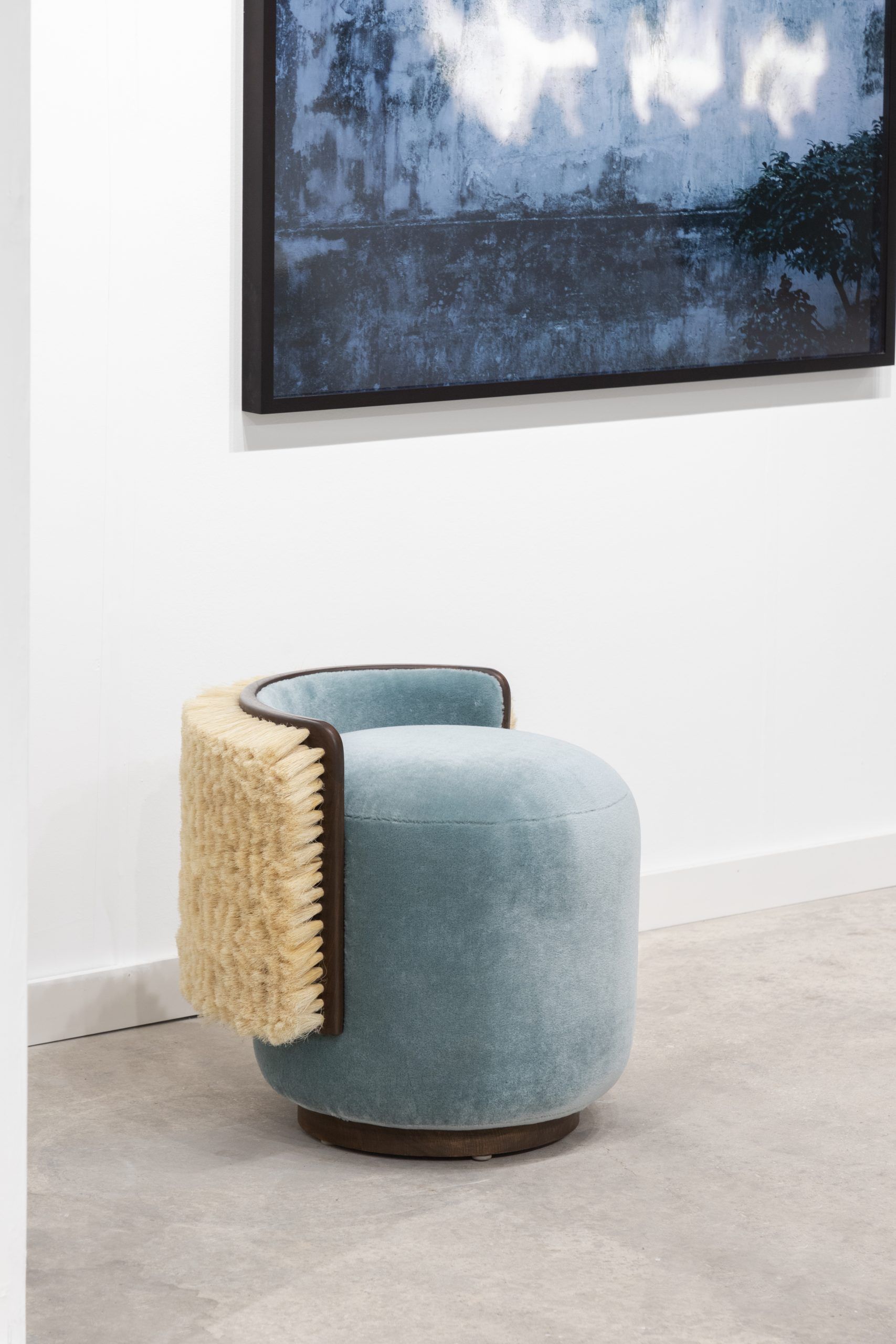 © Ad Hoc ROOTS stool turquoise courtesy ammann gallery