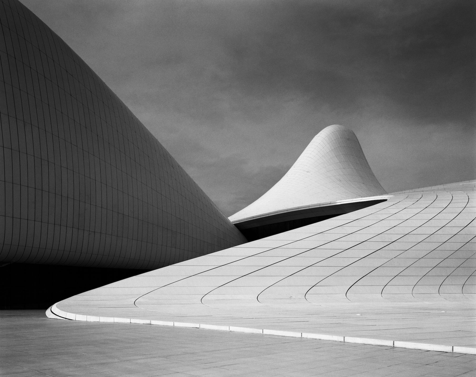 © Hélène Binet 'Heydar Aliyev Center, Baku 02' (Architecture by Zaha Hadid) courtesy ammann//gallery