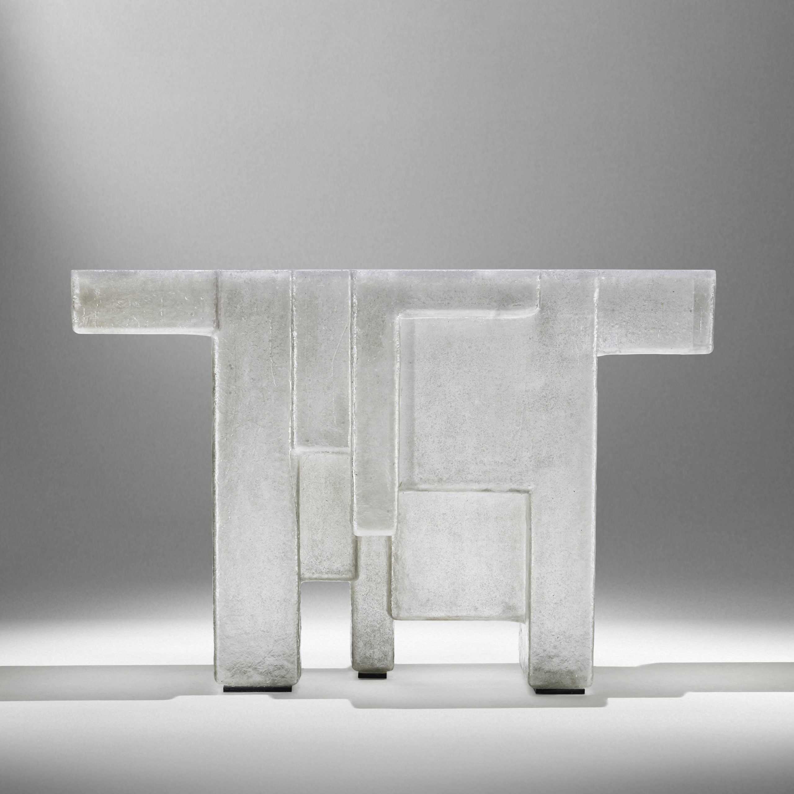 © Studio Nucelo Resin Fossil Consolle courtesy ammann//gallery