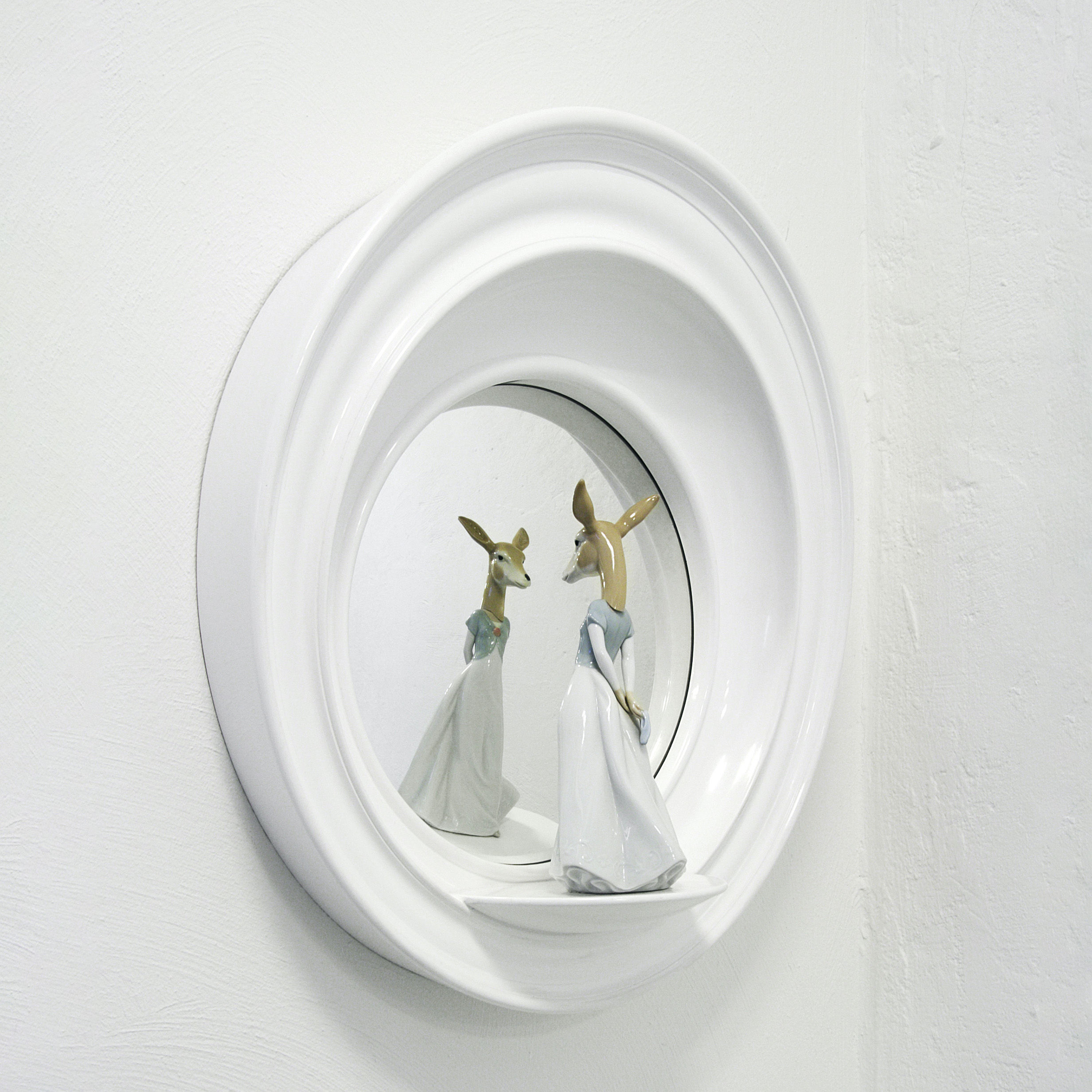 © Barnaby Barford Mirror 'Oh, Deer!' courtesy ammann//gallery