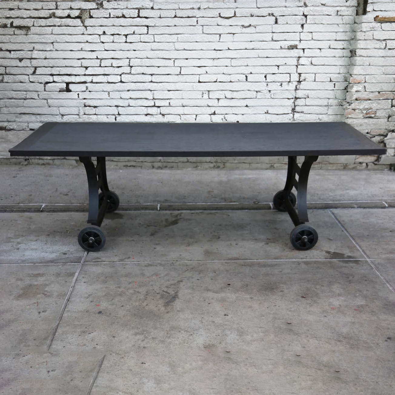 © Florian Borkenhagen Table a Manger courtesy ammann gallery