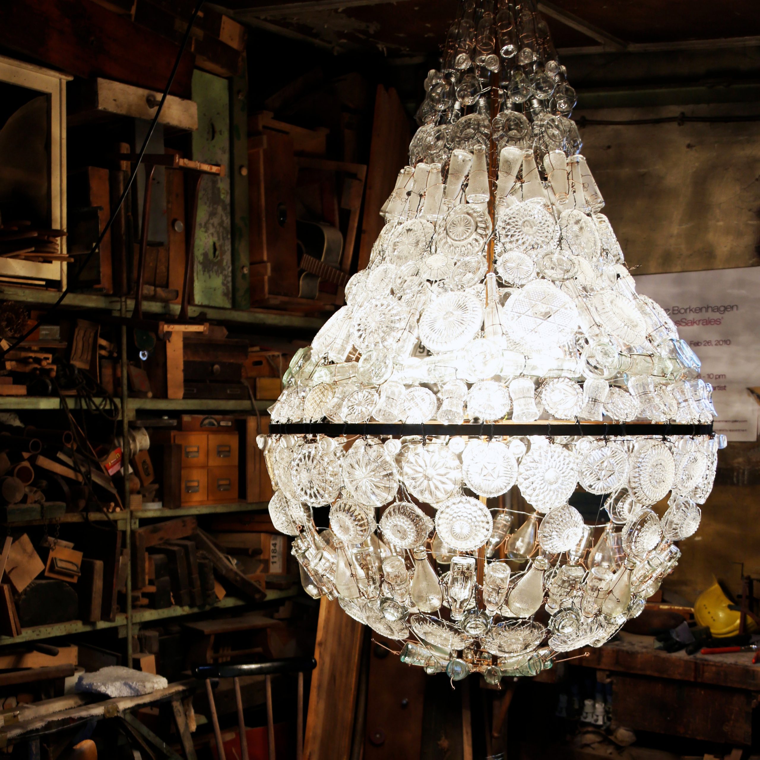 © Florian Borkenhagen 'Poire Hélène Chandelier' courtesy ammann//gallery