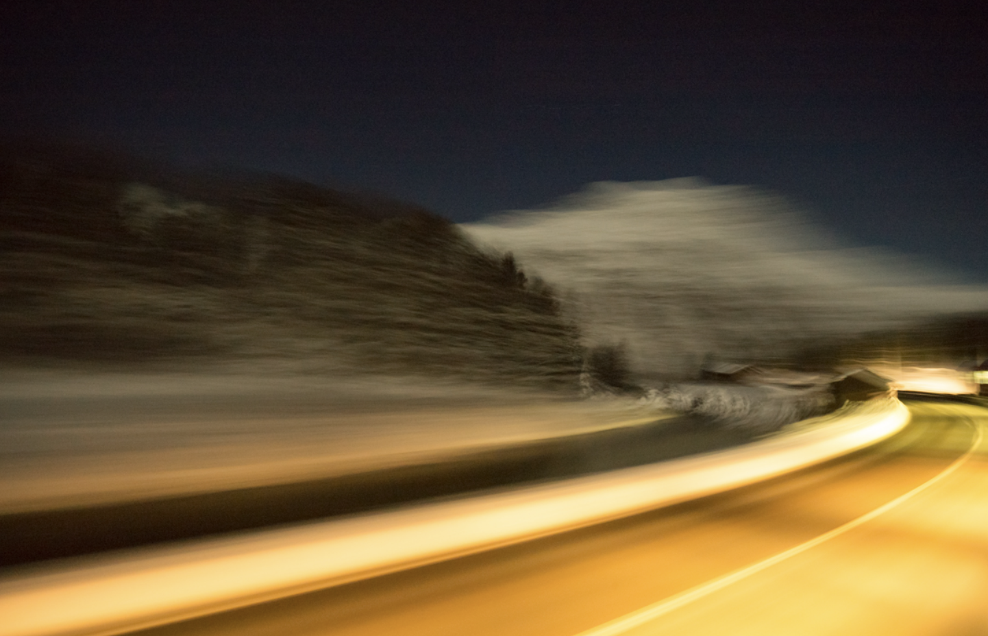 © Rolf Sachs '16.11.2013 - 19:52:57' Camera in Motion courtesy ammann//gallery